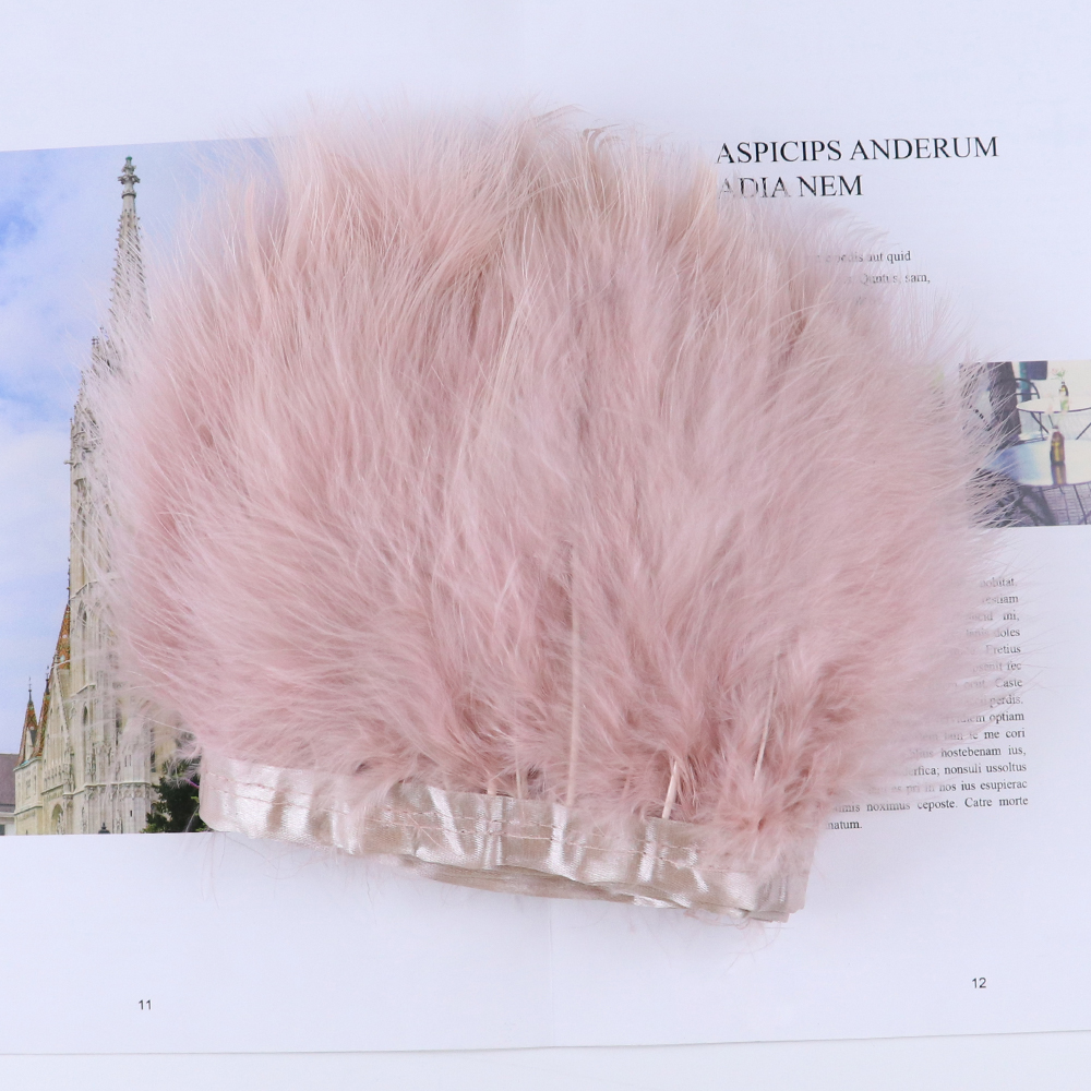 Feather Trim Marabou - 2 м пушистая мягкая атласная лента