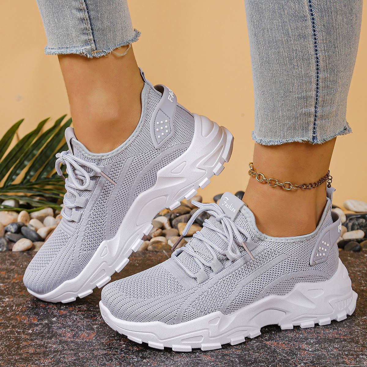 Женская спортивная обувь 2026, – обзор и цена Guipure Lace Panel