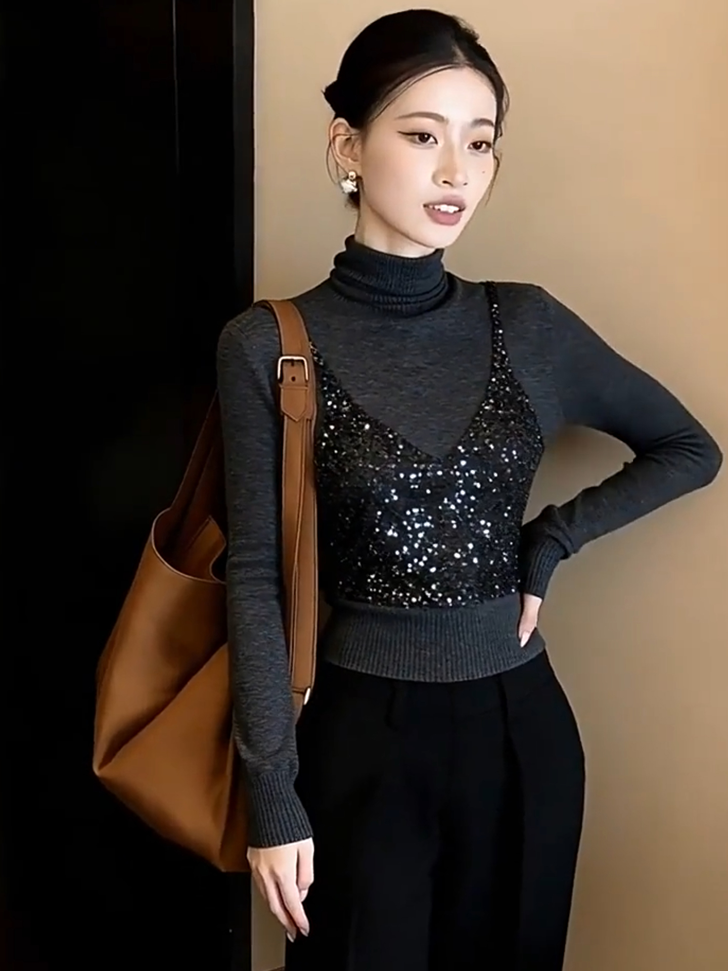 Шикарный вязаный топ с высоким – обзор и цена Sequin Fabric Panel