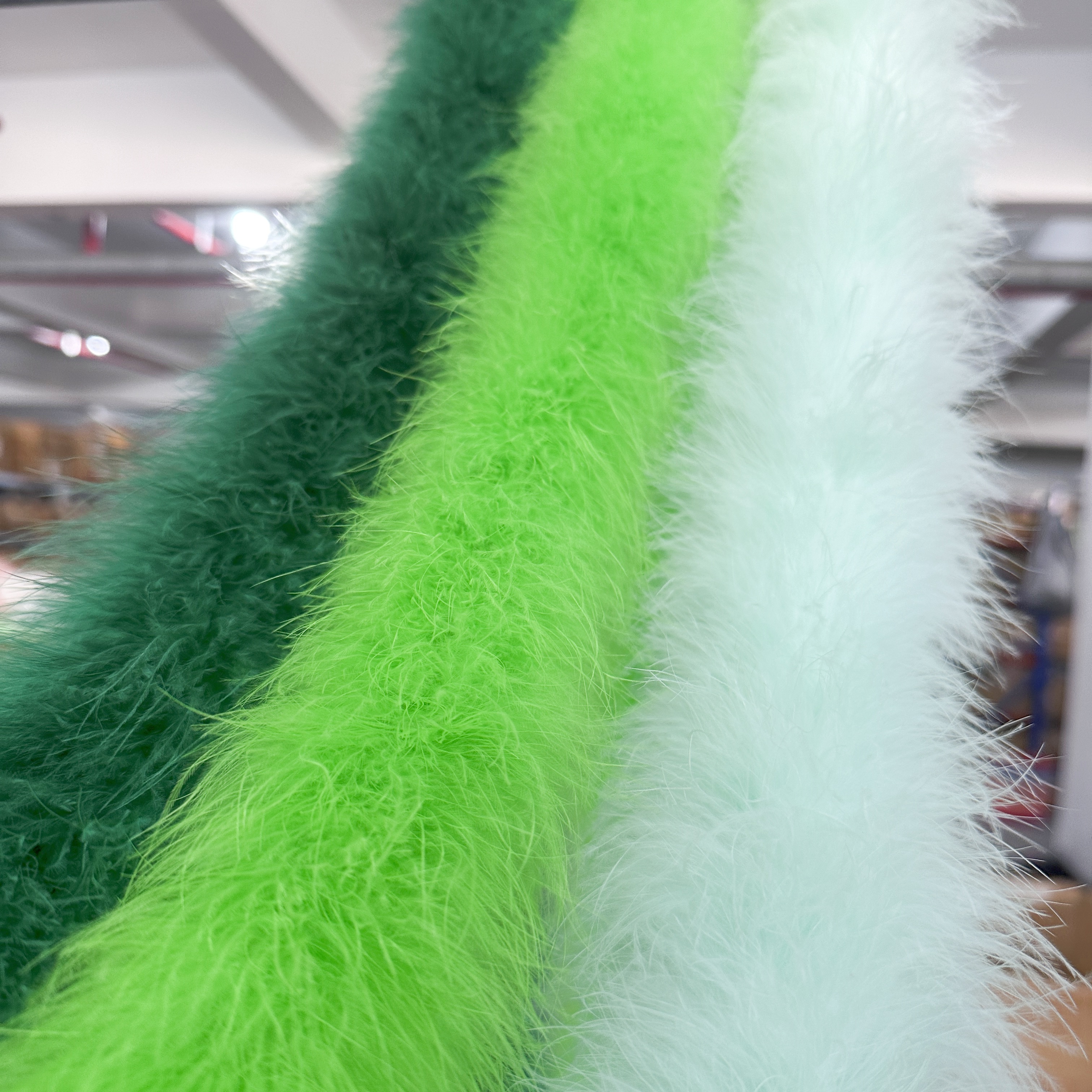 Натуральная отделка из перьев  – обзор и цена Feather Trim Marabou